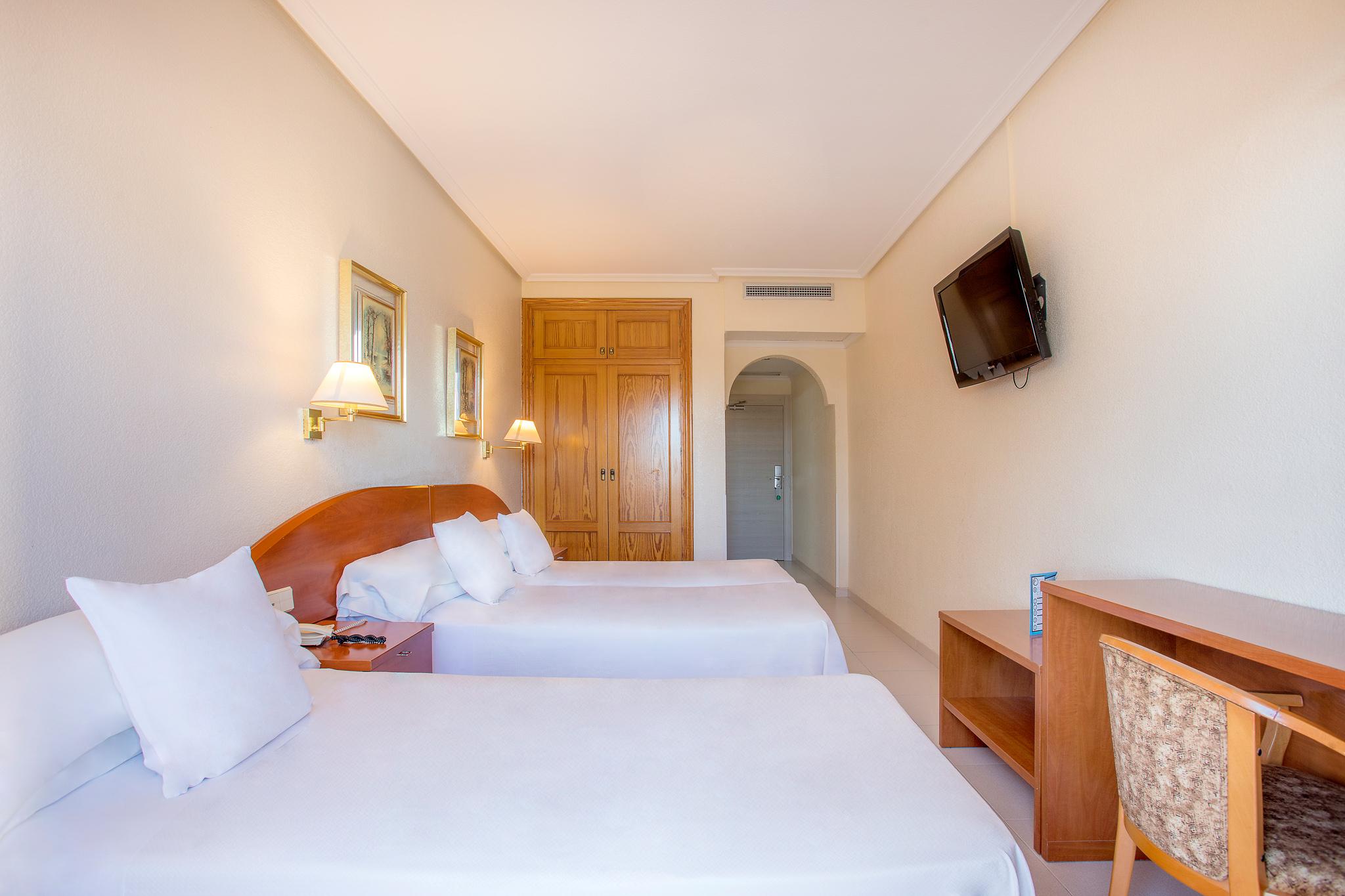 Ramada Resort By Wyndham Puerto De Mazarron Exterior photo