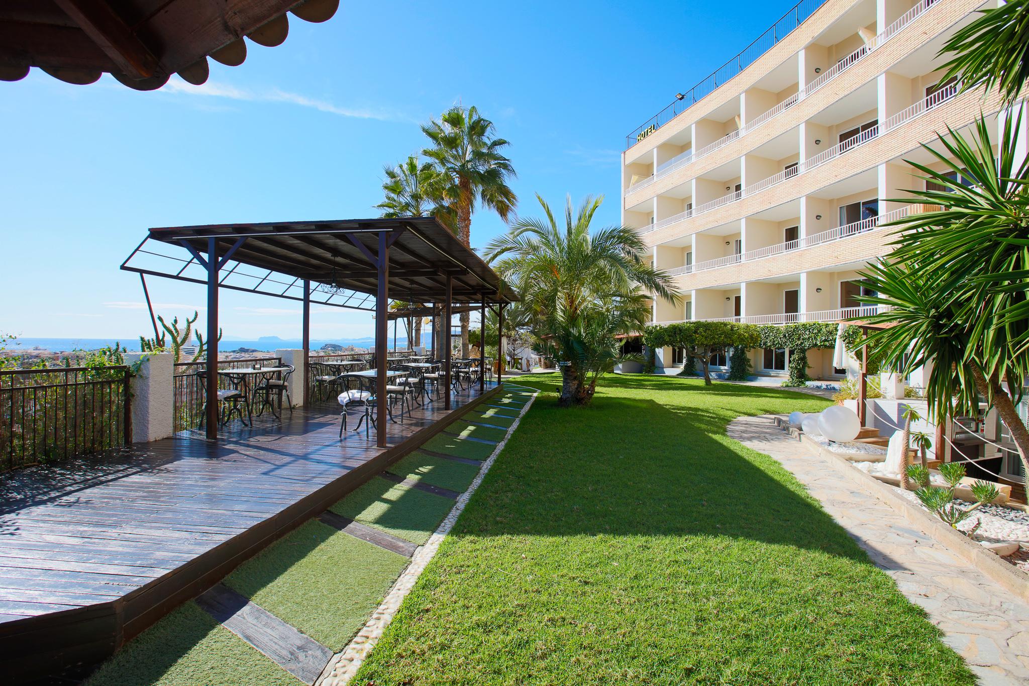 Ramada Resort By Wyndham Puerto De Mazarron Exterior photo