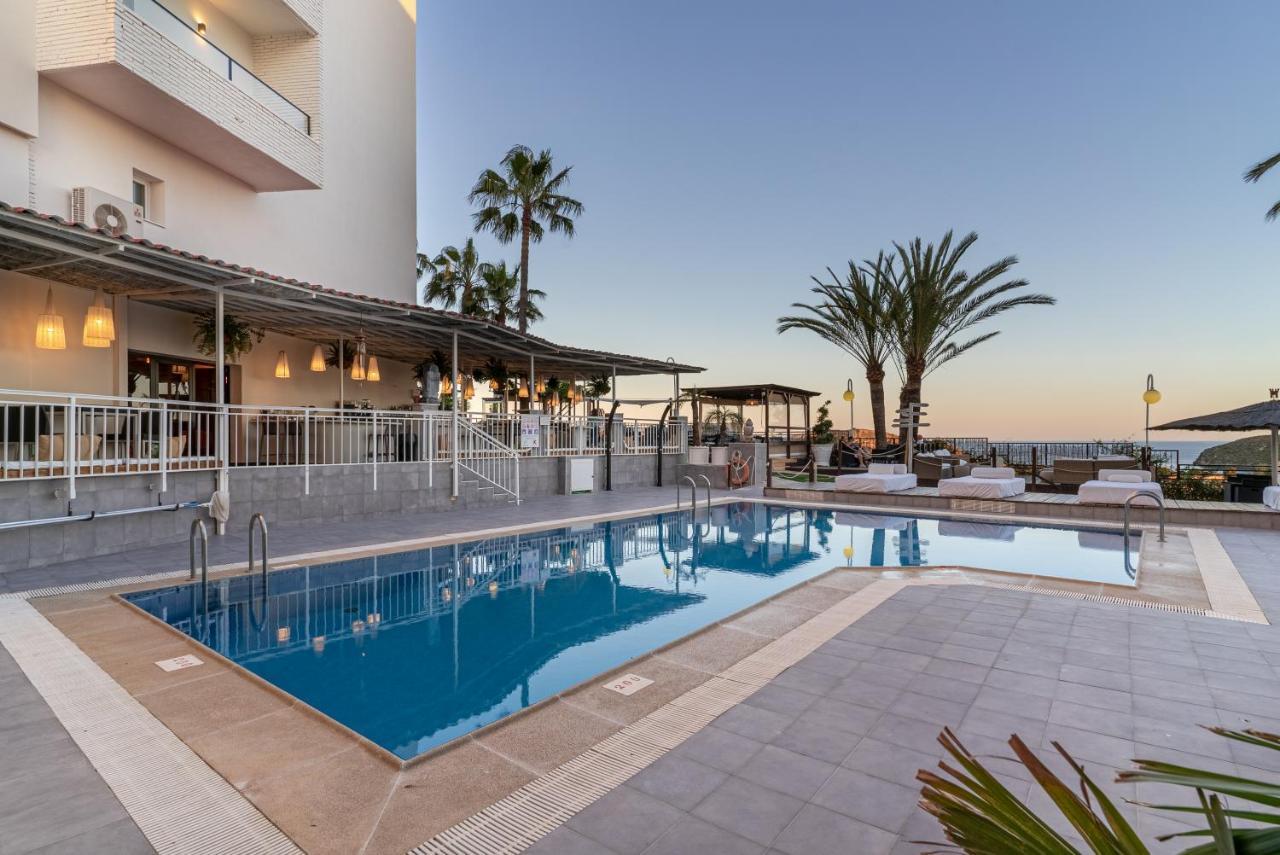 Ramada Resort By Wyndham Puerto De Mazarron Exterior photo